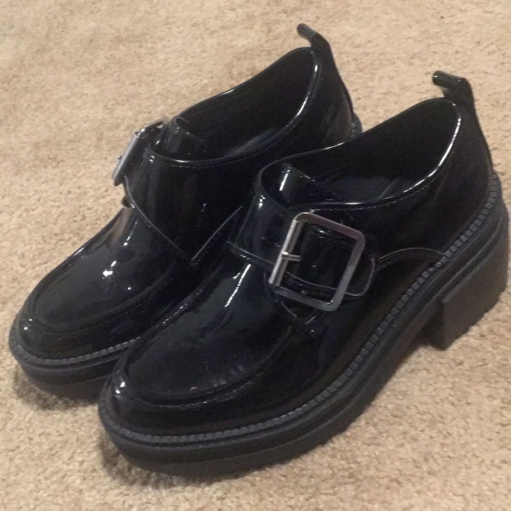 Grungey platform shoes
